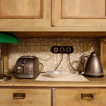 Old Town Fairytale, 2 Bedrooms And Terrace, Apartment