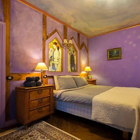 Apartment Old Town Fairytale, 2 Bedrooms And Terrace,