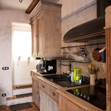 דירה Old Town Fairytale, 2 Bedrooms And Terrace, טרטו