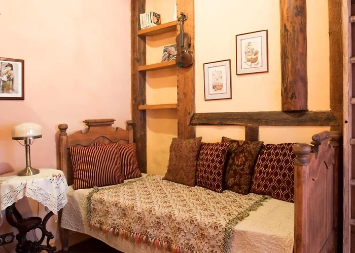 Old Town Fairytale, 2 Bedrooms And Terrace, Tartu