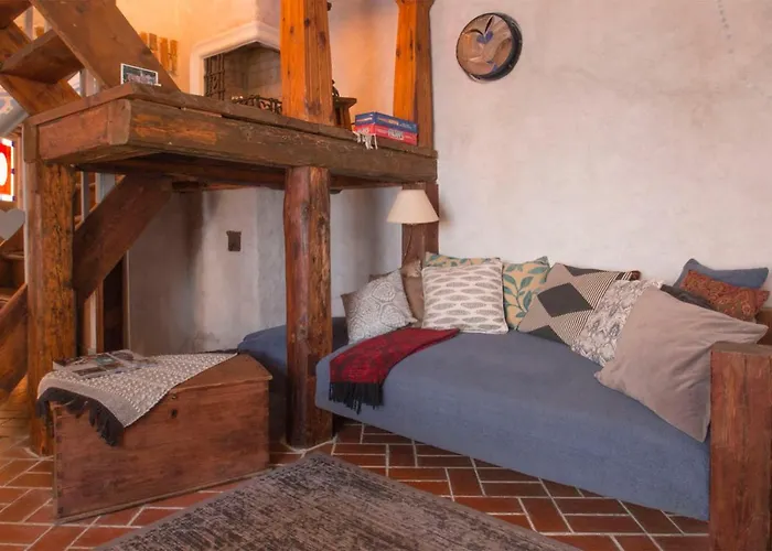 Old Town Fairytale, 2 Bedrooms And Terrace, Appartement