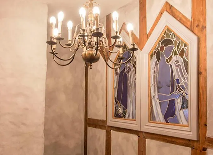 Old Town Fairytale, 2 Bedrooms And Terrace, Appartement